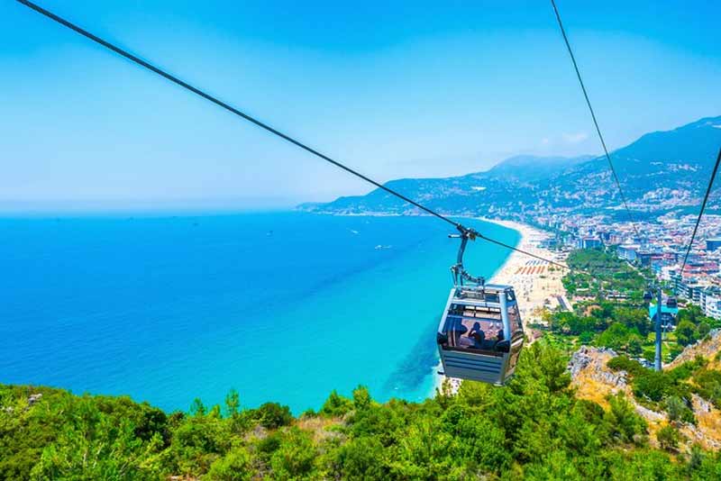 سوار تله­ کابین آلانیا شوید