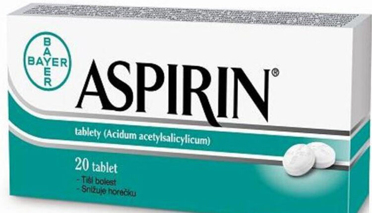 آسپرین چیست و چه فواید و خطراتی دارد؟