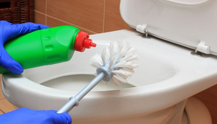 تمیزکردن سرویس بهداشتی