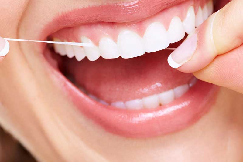 بهترین روش برای استفاده از نخ دندان