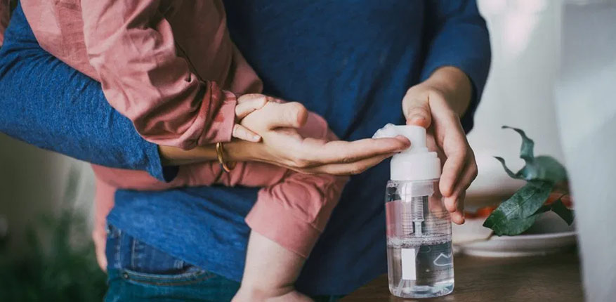 ضد عفونی کننده دست: دوست یا دشمن؟