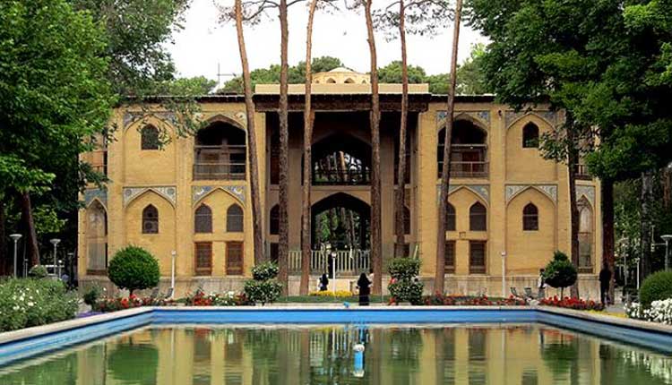 کاخ هشت بهشت