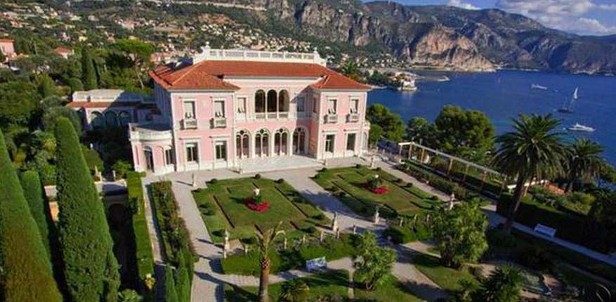 ویلای لس سدرس؛ فرانسه