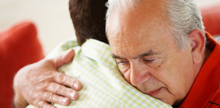 نداشتن دید بالا به پایین در زمان برقراری رابطه با سالمند