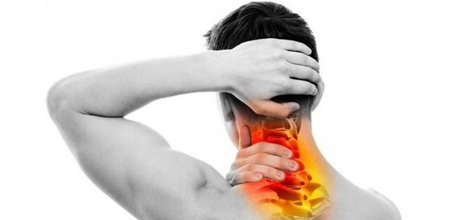 گردن درد