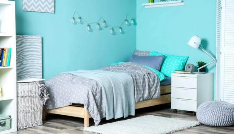 چیدمان اتاق خواب بزرگ پسرانه