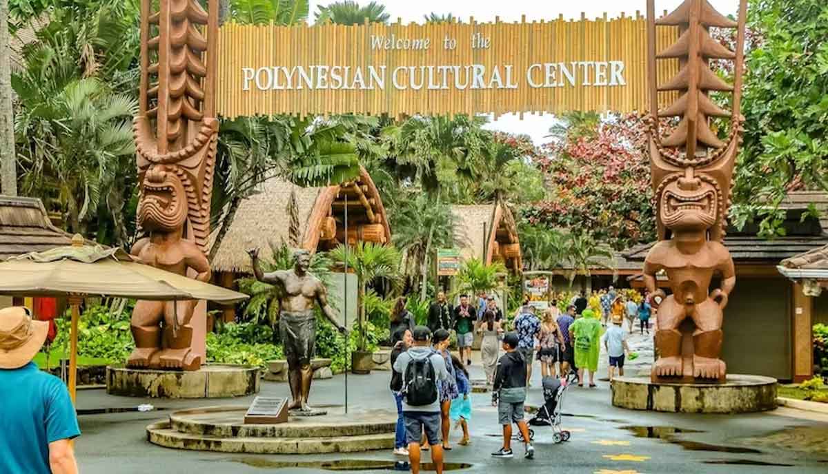 مرکز فرهنگی پلینزی