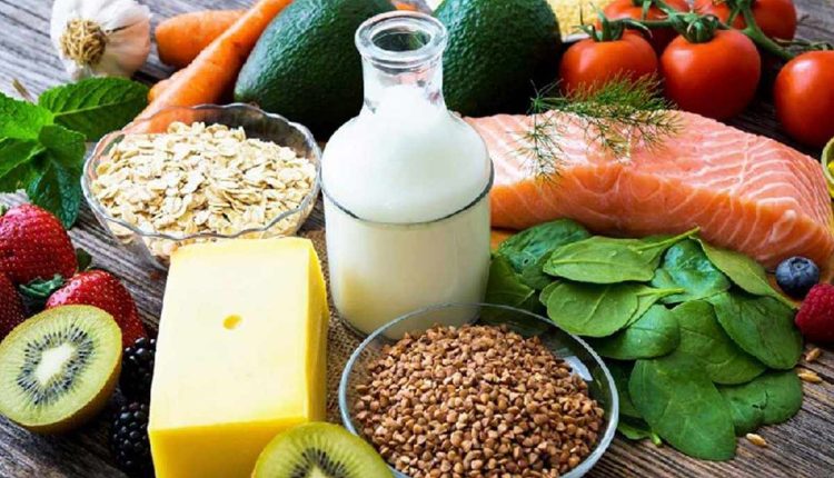ماهی از خوراکی های مفید بعد از عمل اب مروارید