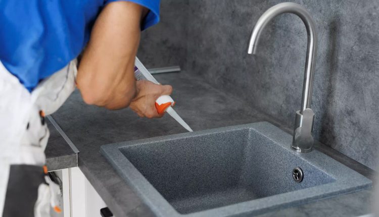 چسب زدن دور سینک ظرفشویی