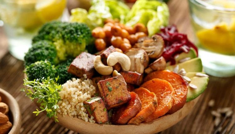 بهترین تغذیه برای روز اسباب کشی با توجه به آب و هوای اصفهان