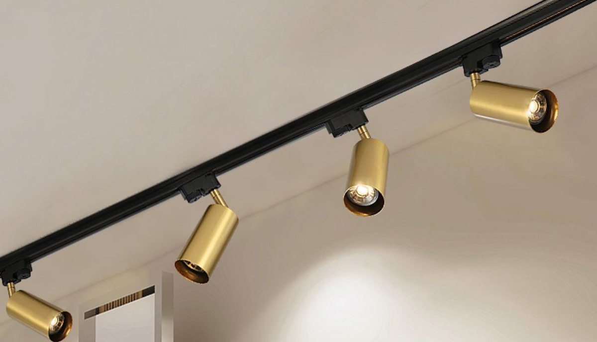 نورپردازی با چراغ ریلی پولاکس