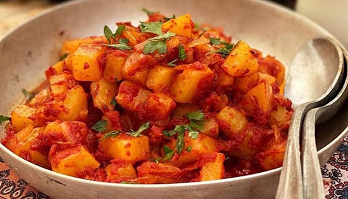 خورشت سیب‌زمینی و گوجه